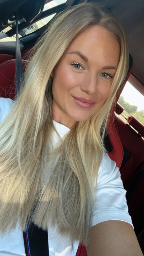 stallone nero scopa vigorosamente una bbw ebano nella sua figa succosa bel porno collezione
