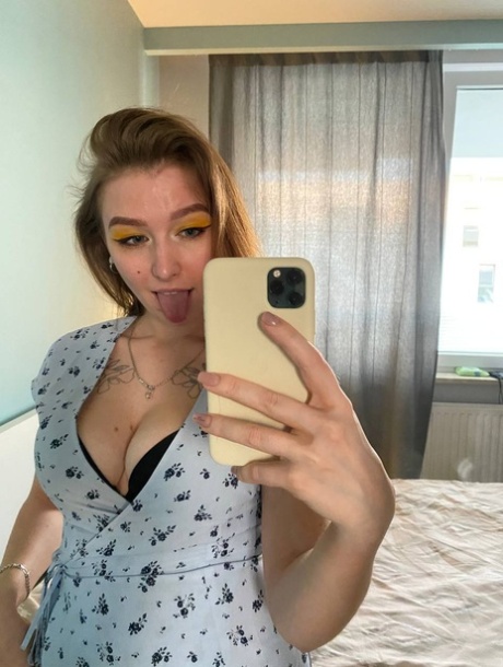 porno con grandi tette e curve nudo xxx archivio