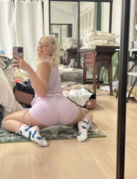 la dea bbw nera ama farsi riempire di sperma nudo libero Immagine