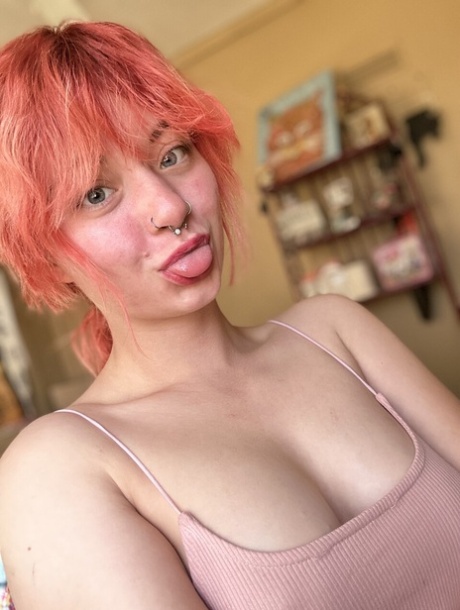 ragazze formose speronate mentre altri guardano migliore per adulti immagine